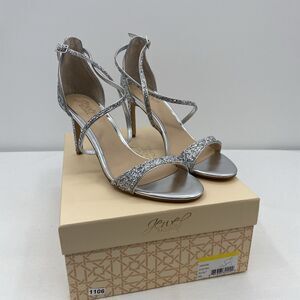 Jewel Badgley Mischka Womens DIMITRA Ankle Strap Open toe Shoes Silver Size 8.5